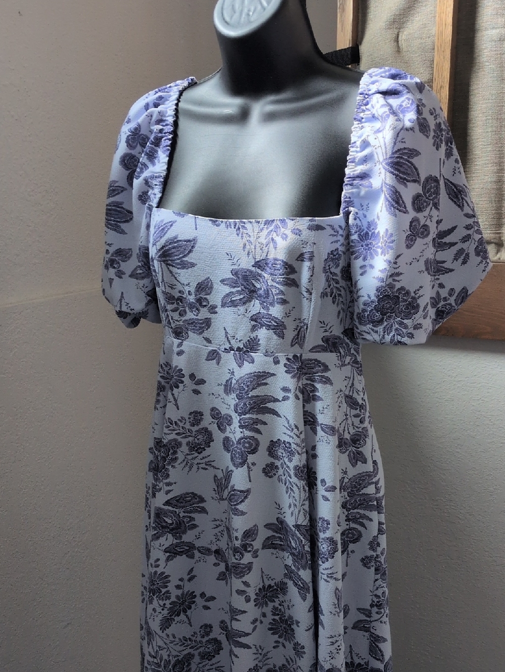 ✨Hill House Home Matilda Dress in Lilac Tonal Floral Size XS - Picture 3 of 10